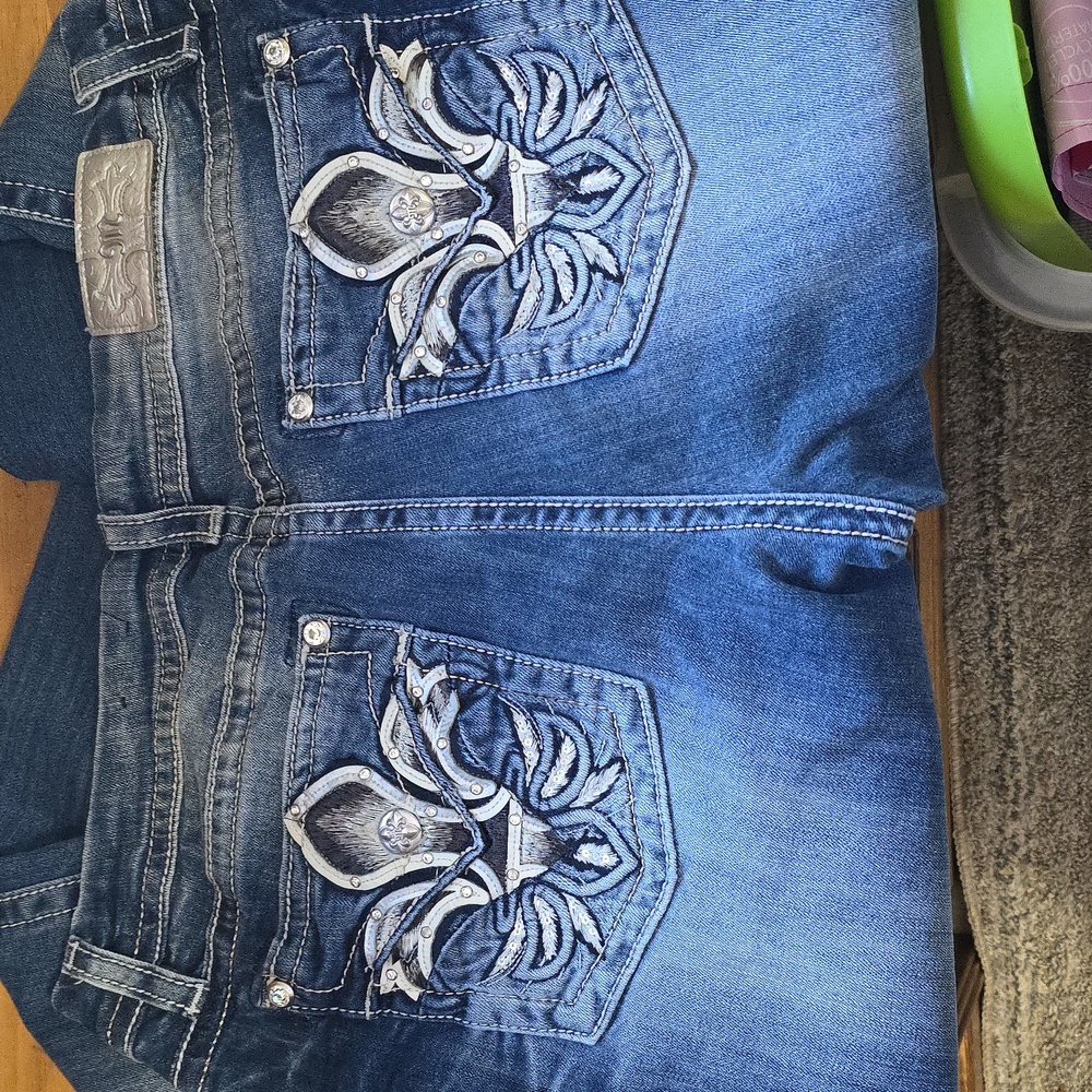 Miss Me jeans size 34 easy boot nice Fading